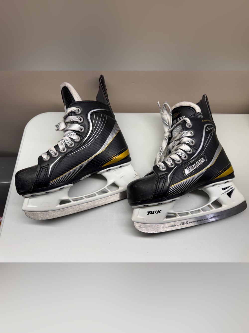 Bauer Supreme Kids Ice Hockey Skates, Sizes 12
